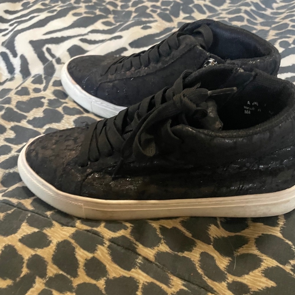 Imagine Hey Girl Black High Top Sneakers with Zipper Detail, Size 7